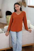 One Size V Neck Pullover Sweater - Rust