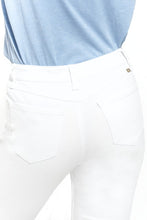1822 27'' Luxe Demi Boot Jean W/ Sharkbite Hem - White