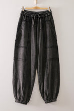 Vintage Wash Cargo Jogger Pants - Black