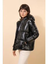 Short Quilted Down Jacket with Metallic Ribbed Hood - Black or Green