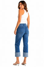 1822 Denim 29.5''- 25'' Relaxed Straight Roll Cuff Jean In Paola