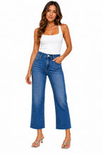 1822 Denim 29.5''- 25'' Relaxed Straight Roll Cuff Jean In Paola