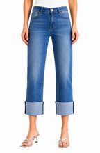 1822 Denim 29.5''- 25'' Relaxed Straight Roll Cuff Jean In Paola