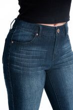 1822 Denim Petite 29" Mid-rise Flare Jean In Giovanna