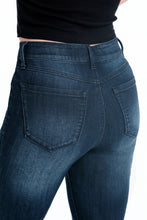1822 Denim Petite 29" Mid-rise Flare Jean In Giovanna