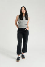 1822 Denim 29.5-25'' Mid-rise Roll Cuff Straight Leg Jean - Black
