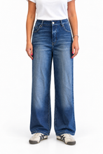 1822 Denim Illusion 29” Wide Leg Ankle Jean In Glory