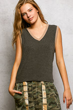 POL V neck fitted fit sleeveless top in rib with color contrast
