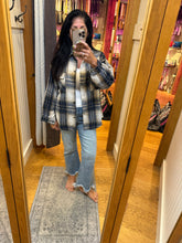 Plaid Button-up Flannel Shirt - Navy/Blue
