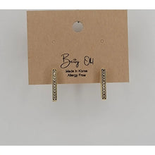 Rectangular Huggies Earrings - Gold