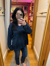 Ocean Drive Solid Slub Sweater - Navy or White