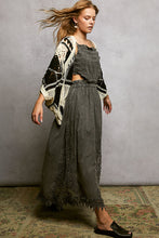 POL 3/4 batwing sleeve roomy fit open cardigan in crochet with different weaves patterns and scalloped edge Black/Cream