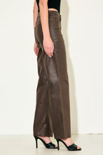 Hidden Brown Coated Straight