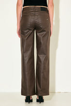Hidden Brown Coated Straight
