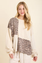 Mineral Washed Animal Knit Sweater Patched Block Sweatshirt - Natural or Ash Oak