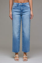Hidden Medium Wash Mid Rise Stretch Cropped Classic Straight