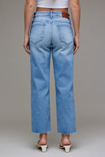 Hidden Medium Wash Mid Rise Stretch Cropped Classic Straight