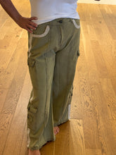 POL relaxed fit in twill with trim detail pointed solid pattern pants - Denim or Khaki Olive