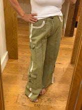 POL relaxed fit in twill with trim detail pointed solid pattern pants - Denim or Khaki Olive