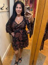 Wide Sleeve V Neck Smocked Waist Short Dress - Black/Rust