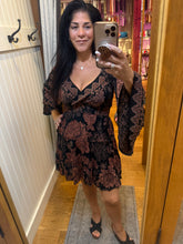Wide Sleeve V Neck Smocked Waist Short Dress - Black/Rust