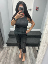 JUDY BLUE HI-WAIST SKINNY CAPRI - BLACK