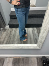 JUDY BLUE High Waist Tummy Control Knee Destroy Straight