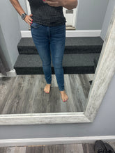 Judy Blue Tummy Control Classic Skinny