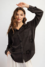 FRAYED STAR PATCH LONG SLEEVE TOP - BLACK OR BLUE