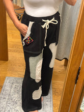 POL relaxed fit in thermal with patch detail pointed solid pattern pants - Black