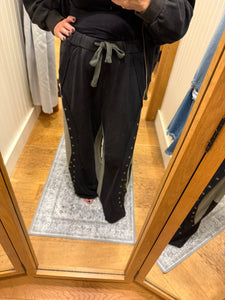 POL wide fit in French terry with stud detail pointed solid pattern pants - Black
