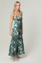 V Neck Smocked Bust Lace Trim Maxi Dress - Green