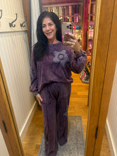 Mineral Washed Drawing A Flower Terry Pullover Top - Eggplant