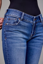 Hidden Ryan Medium Dark Stretch Low Rise 33in Inseam Bootcut