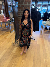 V Neck Hanky Hem Midi Dress With Lace Waist - Black