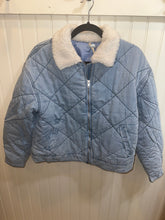 Sherpa Collar Contrast Quilted Denim Jacket - Lt Washed Denim