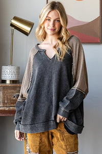 Oli & Hali Color block Notched V Neck Long Sleeve Pullover Top - Black Or Blue