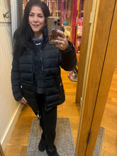 Women's Reversible Faux Fur Hooded Puffer Coat - Black