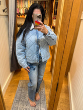 Sherpa Collar Contrast Quilted Denim Jacket - Lt Washed Denim