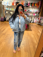 Sherpa Collar Contrast Quilted Denim Jacket - Lt Washed Denim