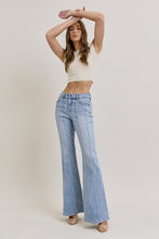 HIDDEN LIGHT WASH MOTO SEAMED STRETCH 33 IN INSEAM FLARE