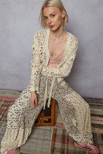 POL Designed in V-neck long sleeve cropped fit cardigan in crochet - Natural or Off White