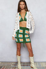 POL Designed in V-neck long sleeve cropped fit cardigan in crochet - Natural or Off White