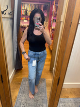 Hidden Medium Wash Mid Rise Stretch Cropped Classic Straight