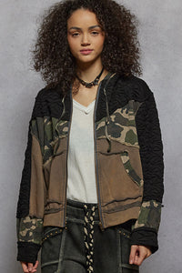 POL Camo print hooded jacket in quilted knit with drawstring - Olive/Charcoal
