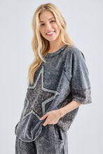 Mineral Washed Leopard Star Halfsleeve Top - Ashed Black