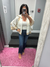 Hidden Happi High Waist Flare wih Chewed Hem