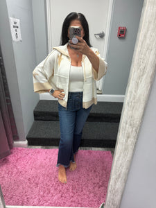Hidden Happi High Waist Flare wih Chewed Hem