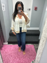 Hidden Happi High Waist Flare wih Chewed Hem