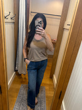 Risen High Rise Crop Straight Front Seam Detailed Jeans